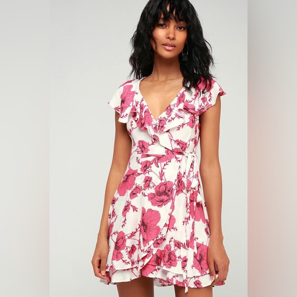 NWT Free People French Quarter Wrap Mini Dress in Ivory Red Floral - Small - Picture 1 of 11
